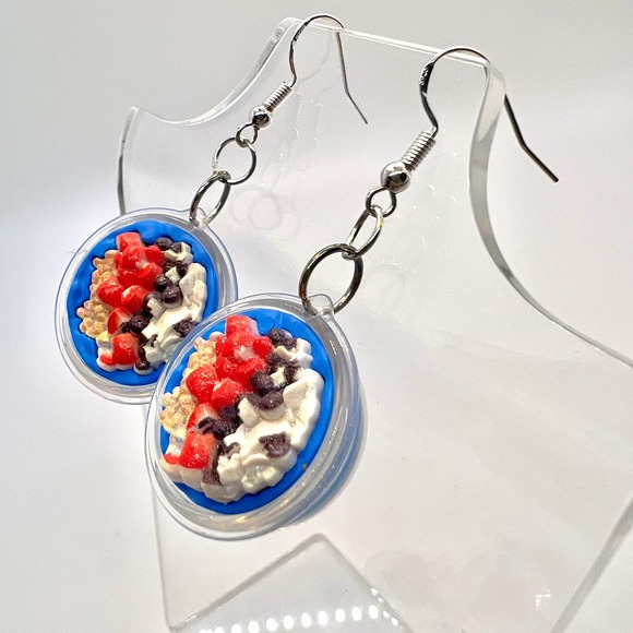 Oatmeal Bowl Earrings - Vegan Earrings - Foodie Earrings - Fruit Earrings - Picture 6 of 9